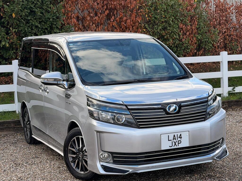 2014 Toyota Voxy