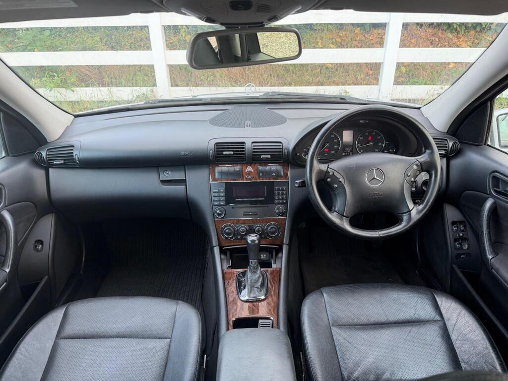 2007 Mercedes-Benz C Class thumbnail 2