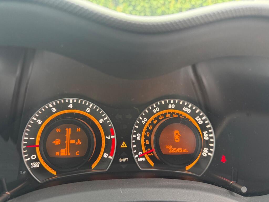 2010 Toyota Auris thumbnail 25