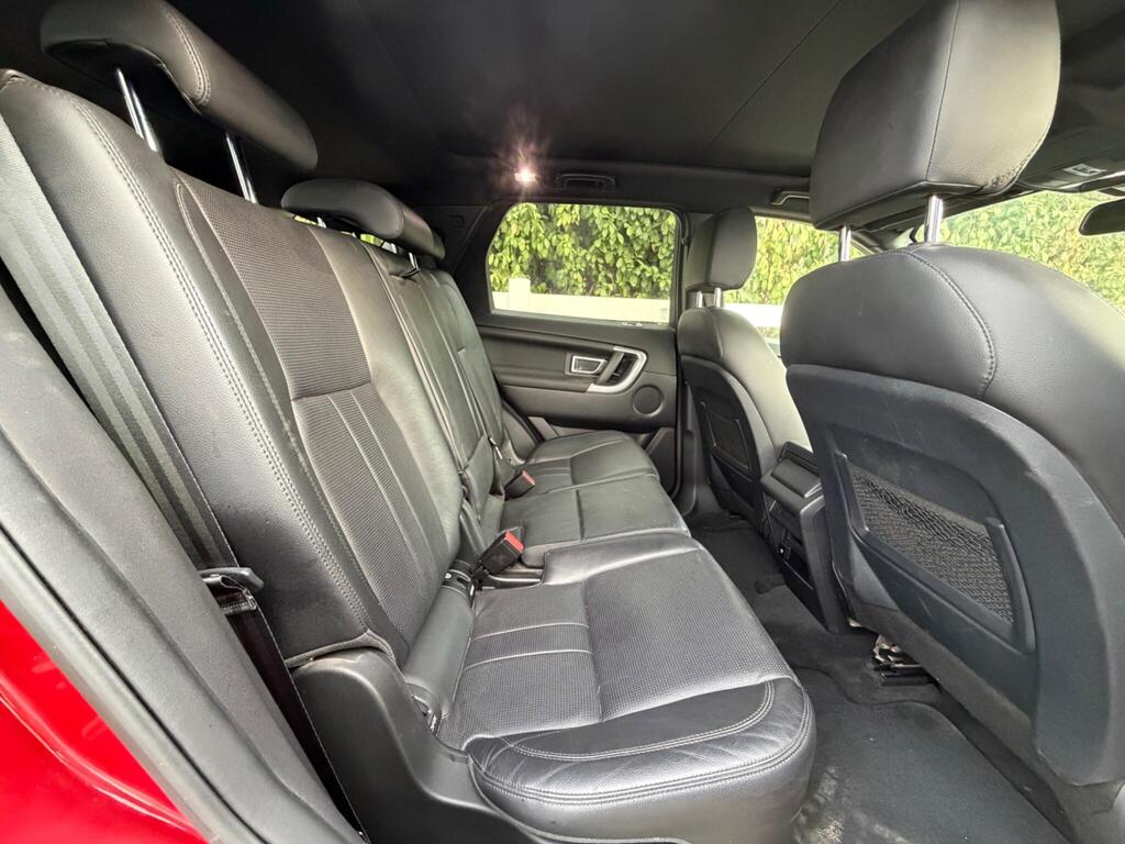 2018 Land Rover Discovery Sport thumbnail 17