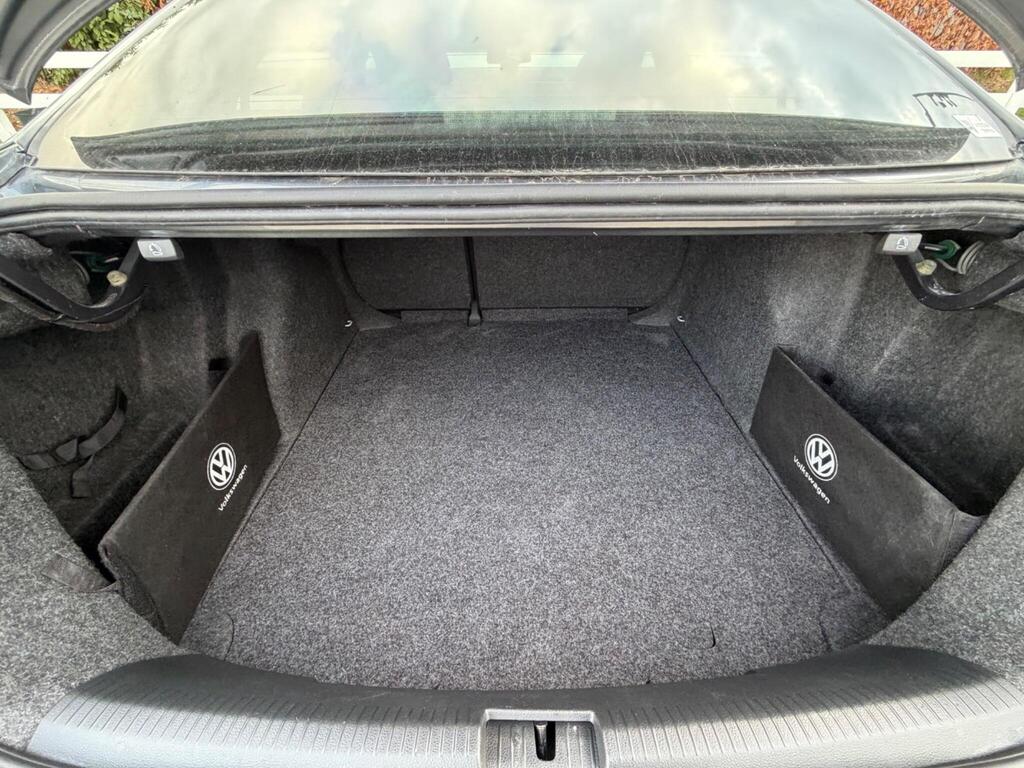 2016 Volkswagen Jetta thumbnail 28