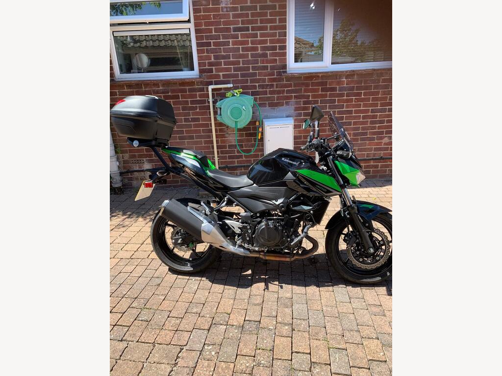Kawasaki Z400
