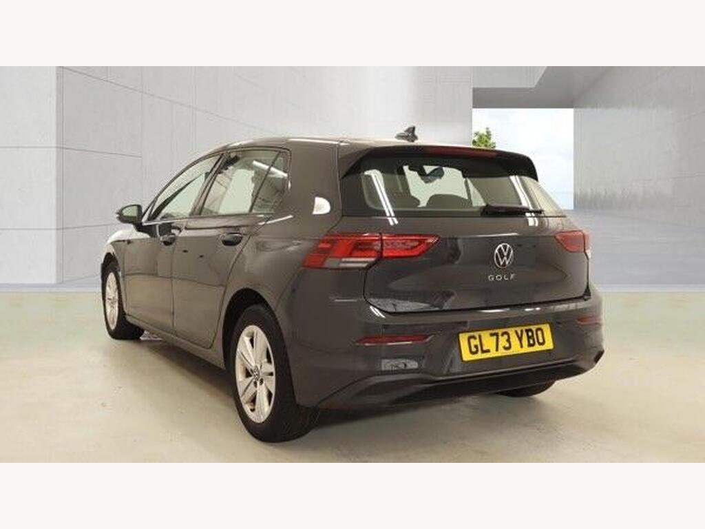 2023 Volkswagen Golf thumbnail 3