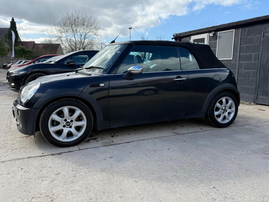 MINI Convertible Convertible 1.6 Cooper CVT Euro 3 2dr