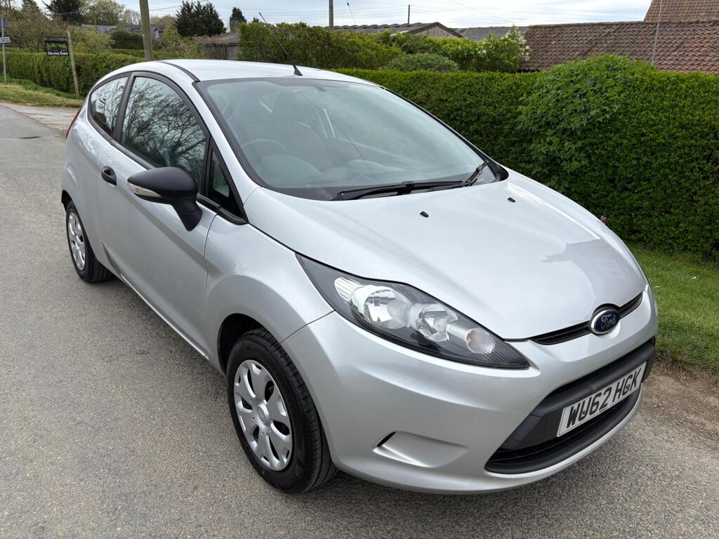 Ford Fiesta Hatchback 1.25 Studio 3dr