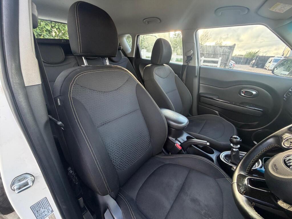 2014 Kia Soul thumbnail 17