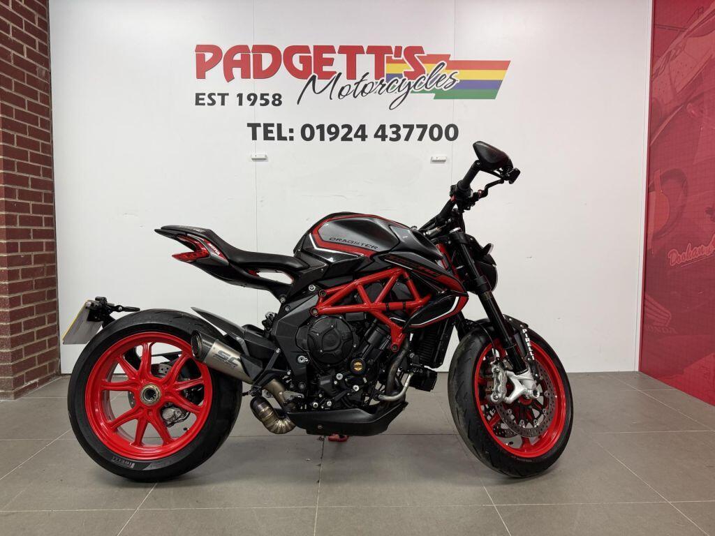MV Agusta Brutale 800