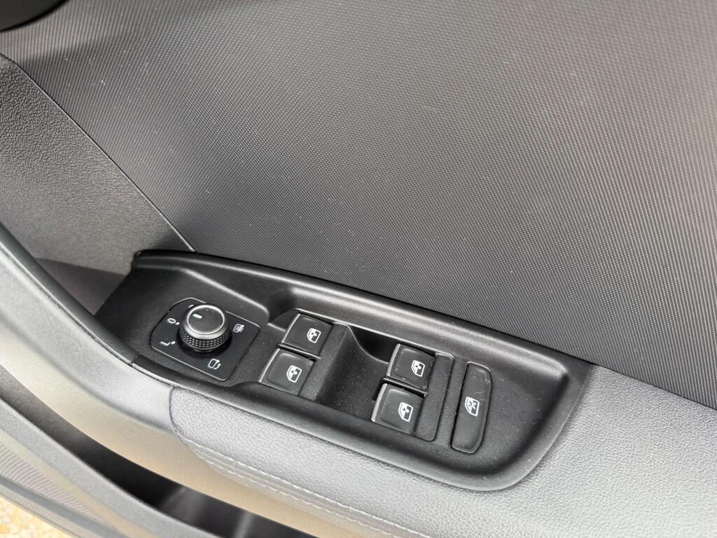 2019 Audi A1 thumbnail 25