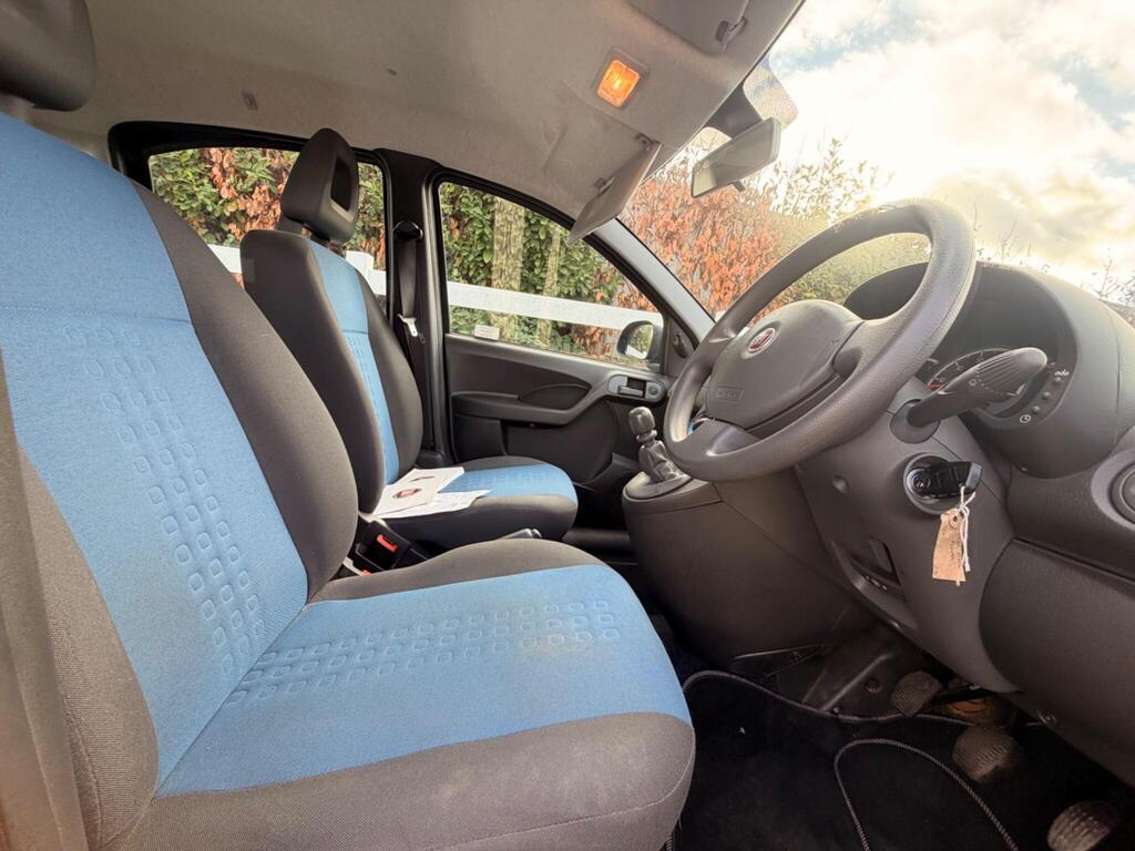 2011 Fiat Panda thumbnail 29