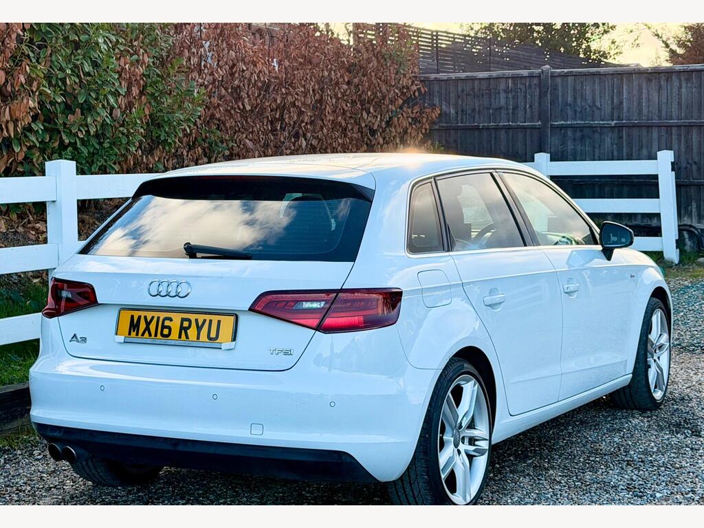 2016 Audi A3 thumbnail 18