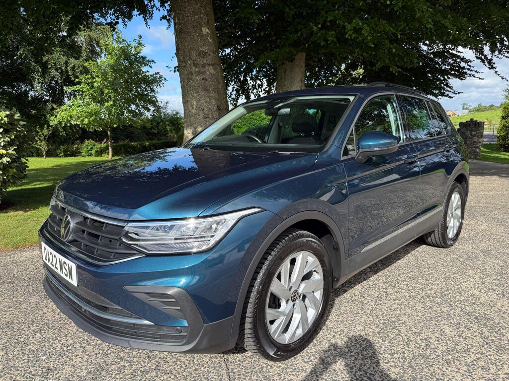 Volkswagen Tiguan SUV 2.0 TDI Life Euro 6 (s/s) 5dr