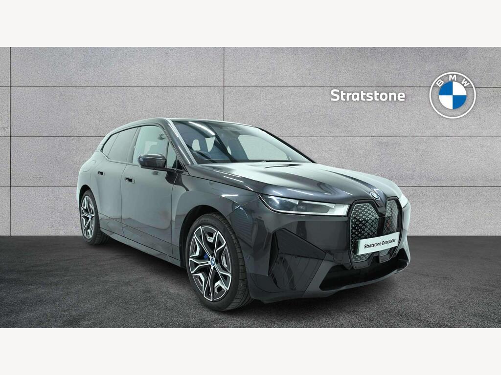 BMW iX