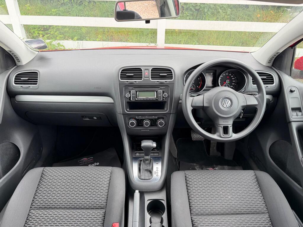 2010 Volkswagen Golf thumbnail 2
