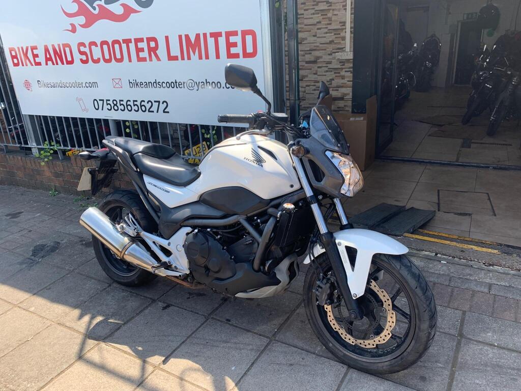 Honda NC700S Naked 700