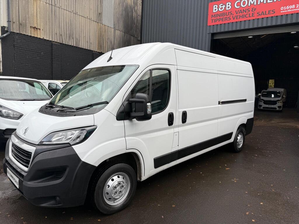 Peugeot Boxer Panel Van 2.2 BlueHDi 335 Professional Premium + L3 H2 Euro 6 (s/s) 5dr