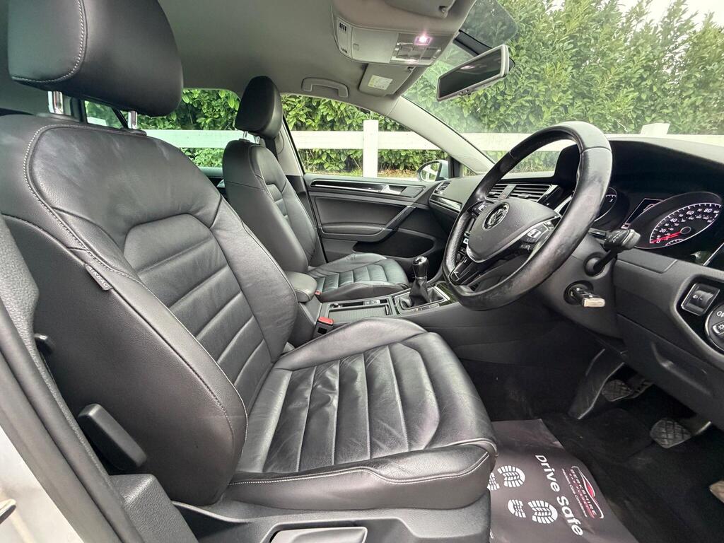 2016 Volkswagen Golf thumbnail 18