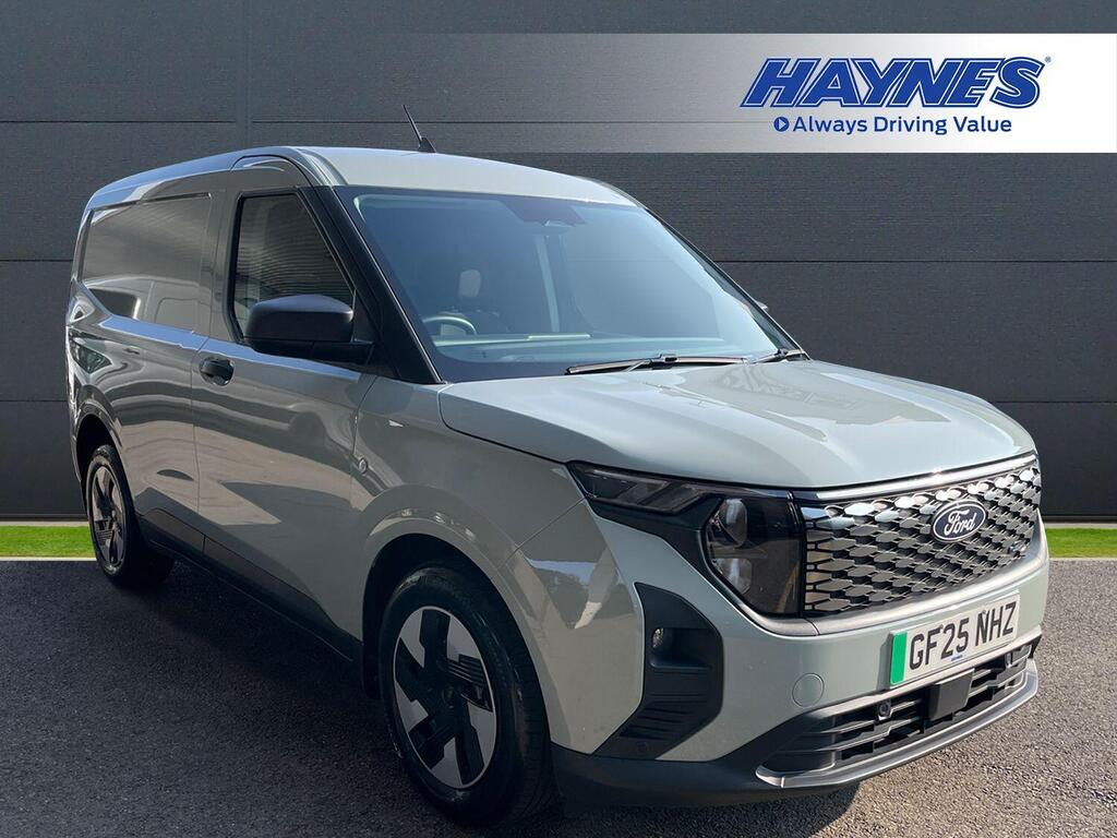 Ford E-Transit Courier