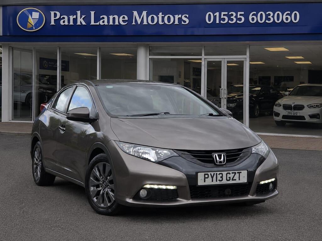Honda Civic Hatchback 1.6 i-DTEC ES-T Euro 5 (s/s) 5dr
