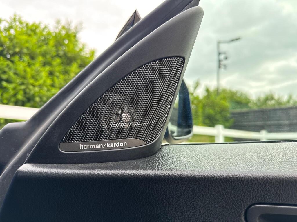 BMW 1 Series 3.0 M140i Shadow Edition Auto Euro 6 (s/s) 3dr thumbnail 39