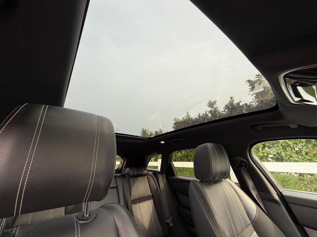 2017 Land Rover Range Rover Velar thumbnail 19