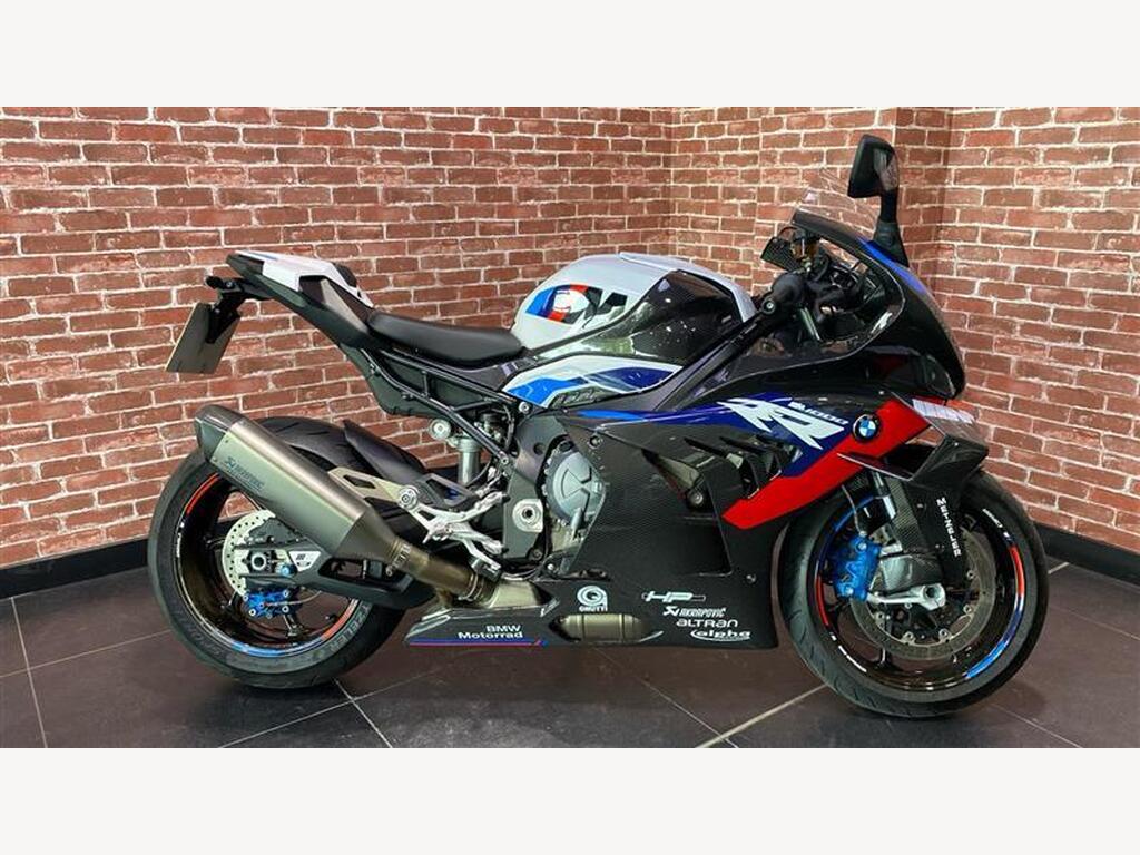 BMW M 1000 RR