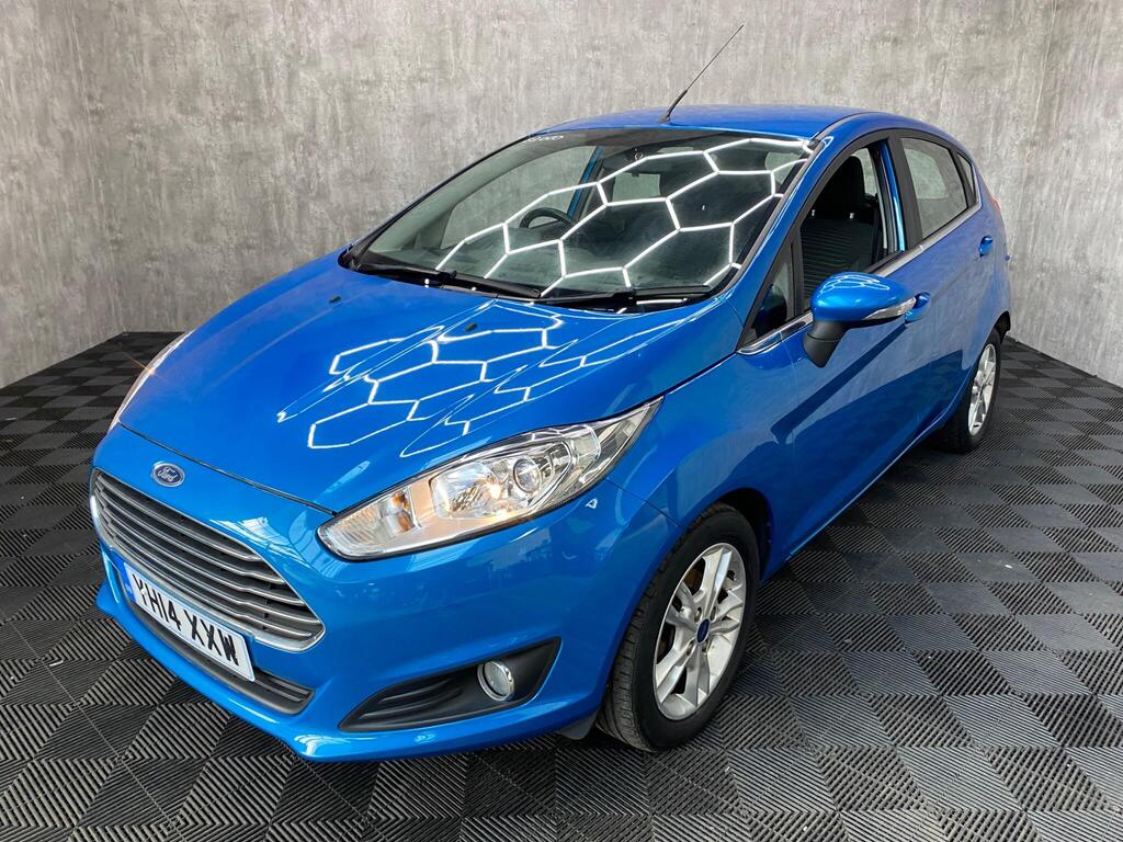 Ford Fiesta Hatchback 1.0T EcoBoost Zetec Euro 5 (s/s) 5dr