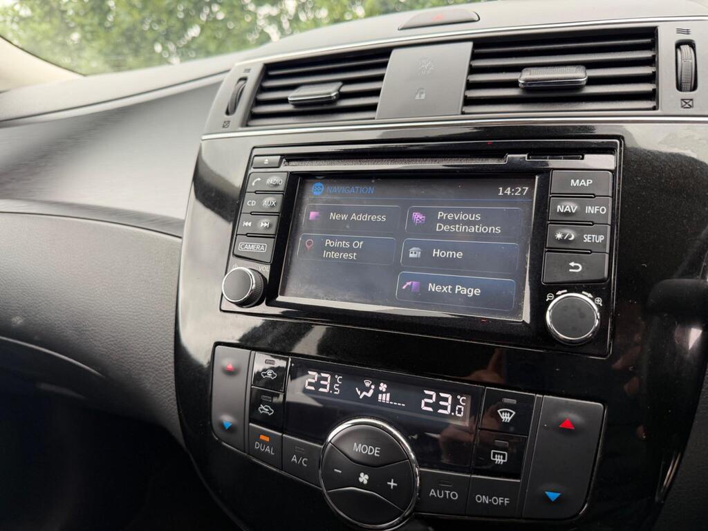 2017 Nissan Pulsar thumbnail 22