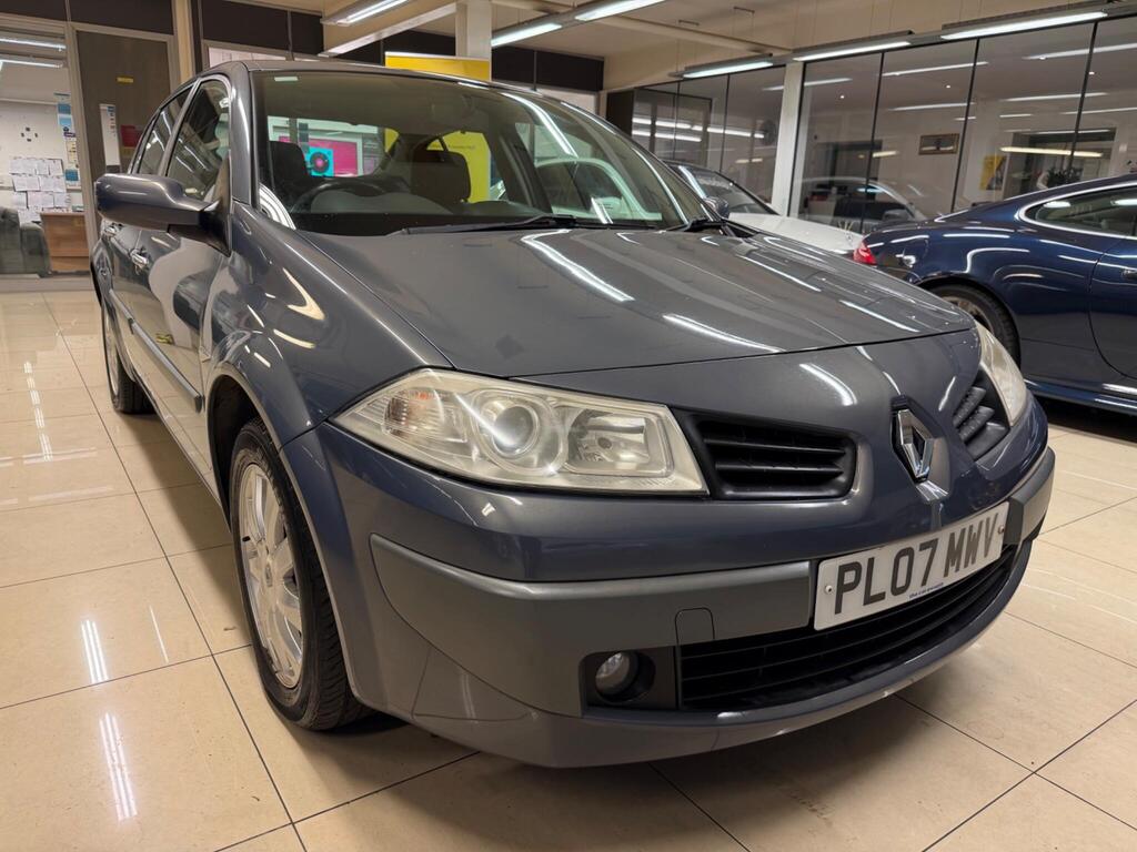 Renault Megane Saloon 1.6 VVT Dynamique 4dr