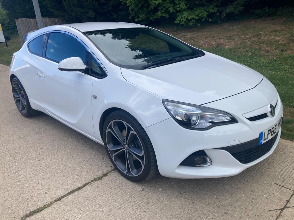 Vauxhall Astra GTC Coupe 1.6 CDTi ecoFLEX Limited Edition Euro 6 (s/s) 3dr