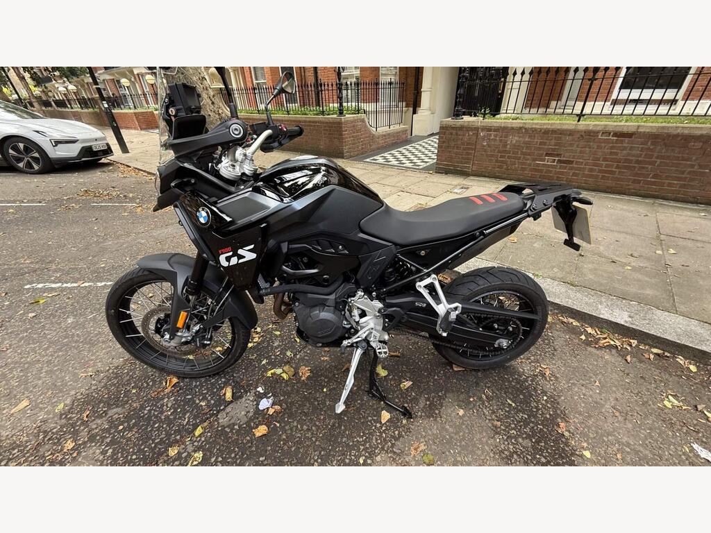 BMW F 900 GS