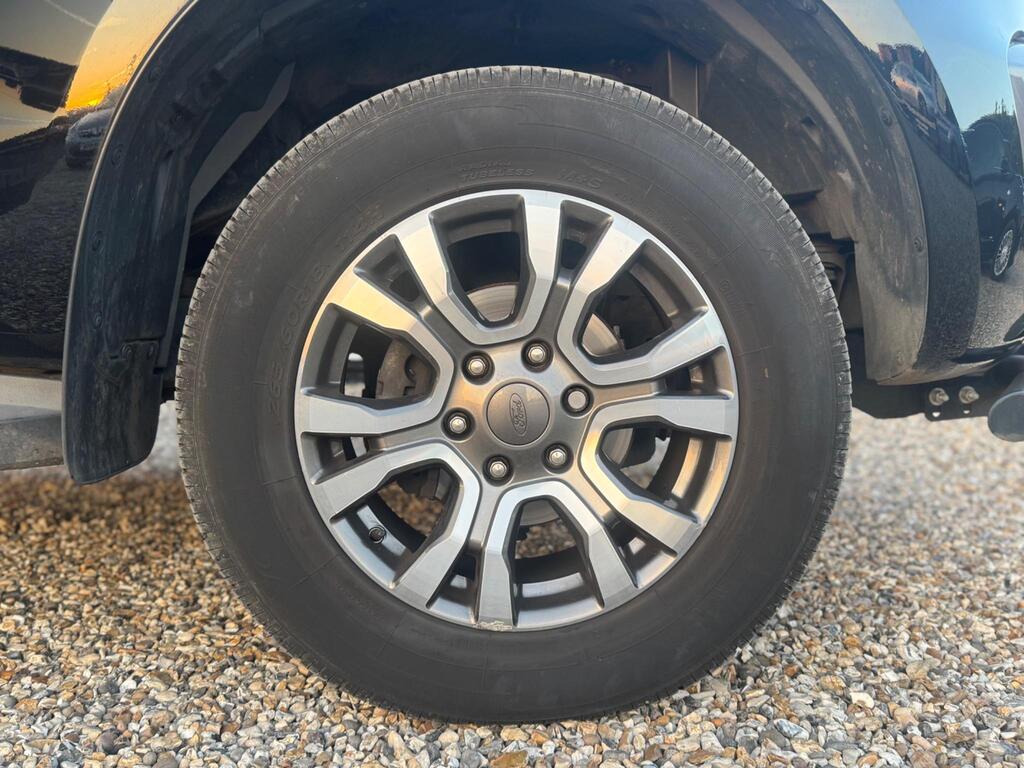 Ford Ranger 3.2 TDCi Wildtrak Auto 4WD Euro 5 4dr thumbnail 14