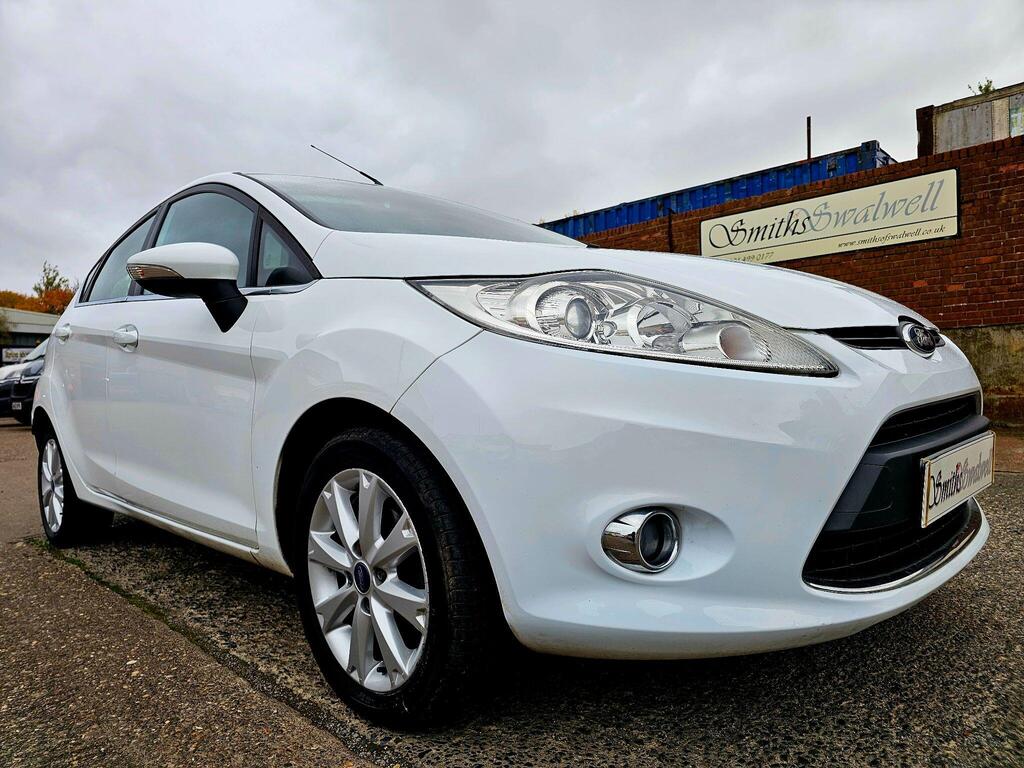 Ford Fiesta Hatchback 1.4 TDCi DPF Zetec 5dr