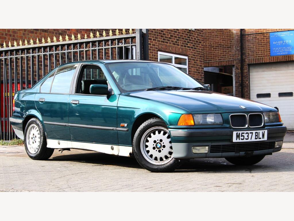 BMW 3 Series Saloon 2.0 320i SE 4dr