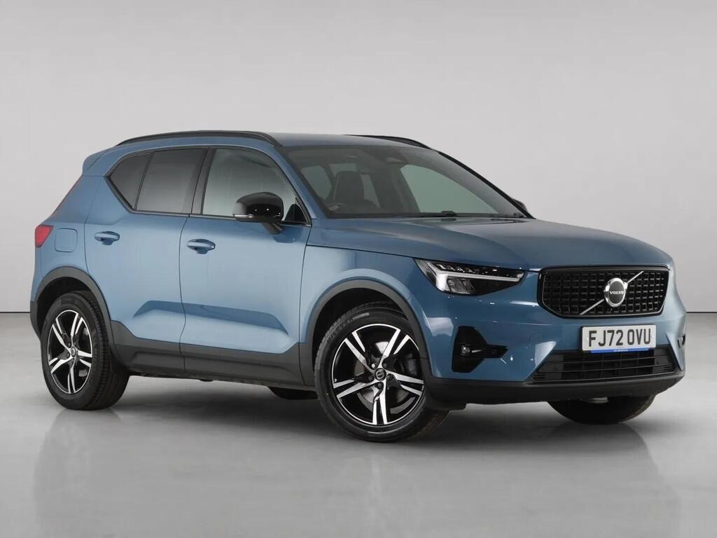 2022 Volvo XC40
