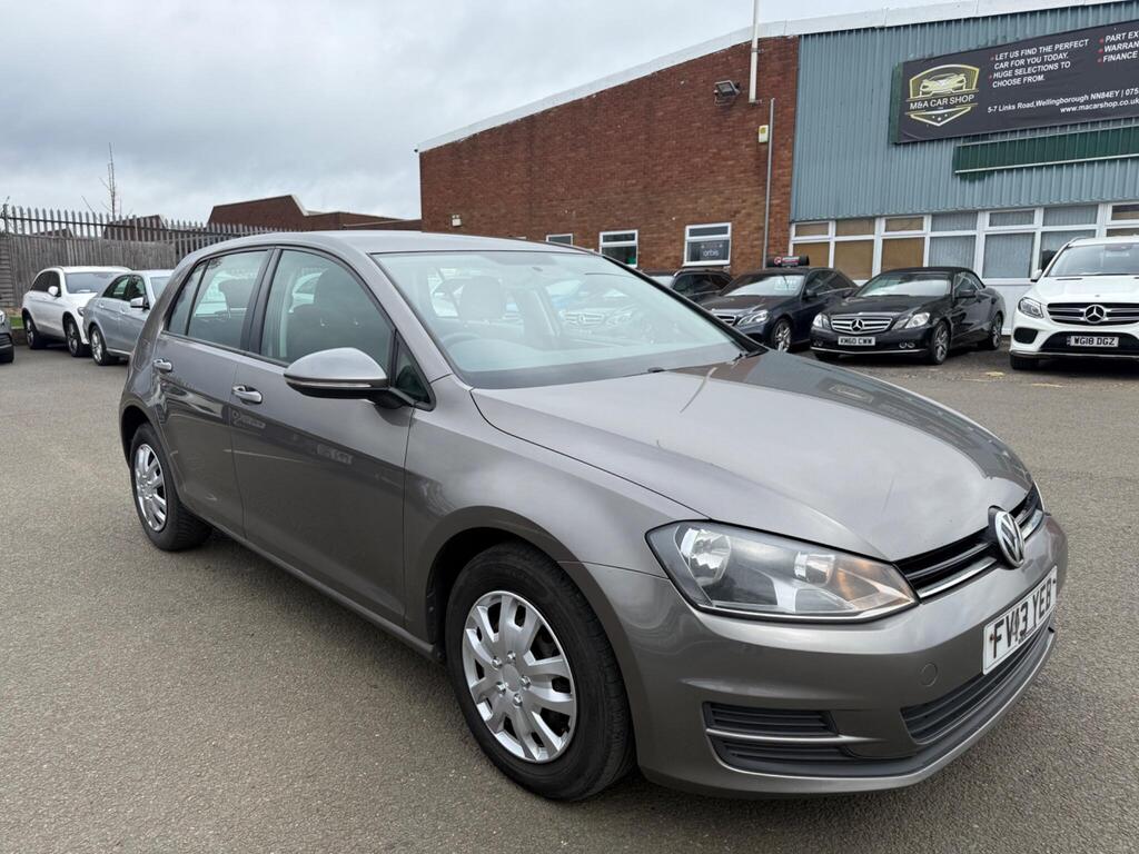 Volkswagen Golf Hatchback 1.6 TDI BlueMotion Tech S Euro 5 (s/s) 5dr