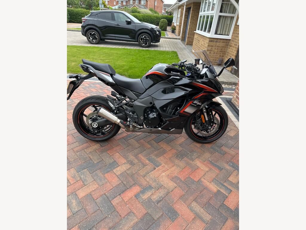 Kawasaki Ninja 1000SX