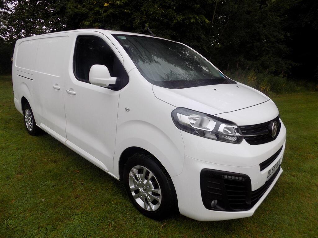Vauxhall Vivaro Panel Van 1.5 Turbo D 2900 Sportive L2 H1 Euro 6 (s/s) 5dr