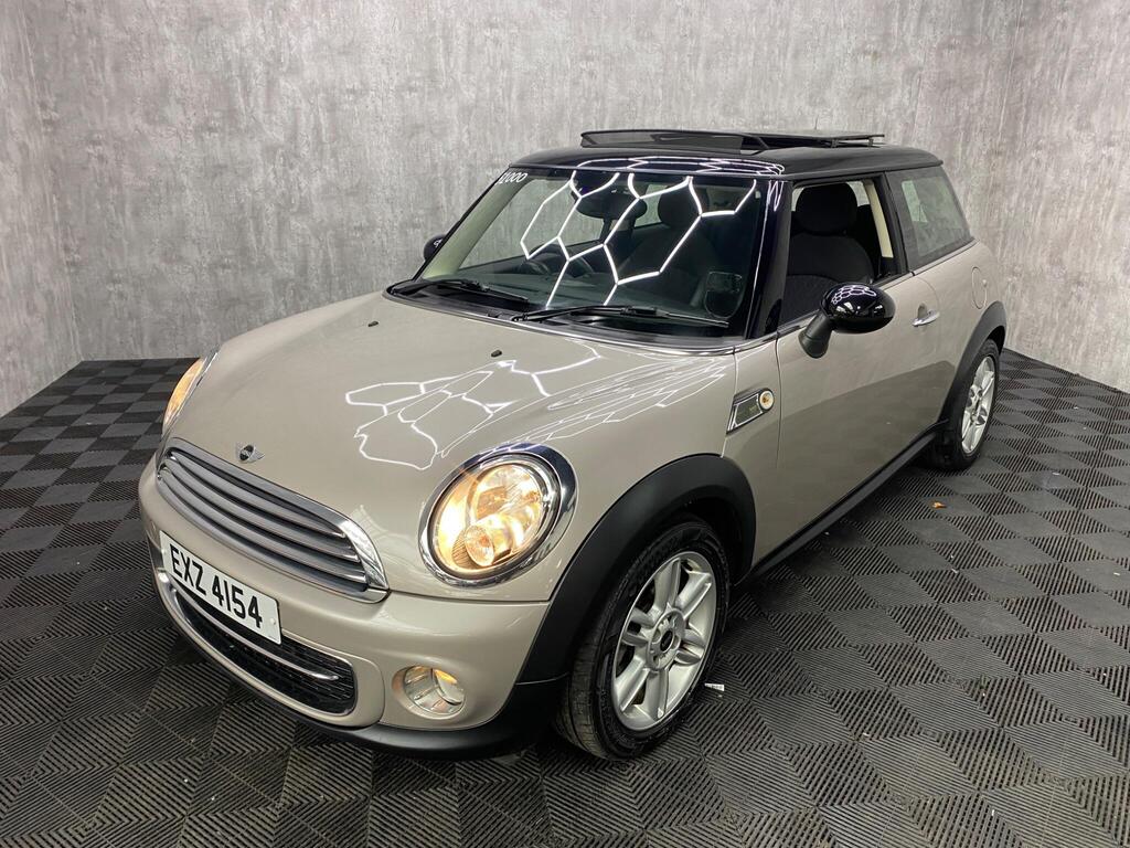 MINI Hatch Hatchback 1.6 Cooper D Baker Street Euro 5 (s/s) 3dr