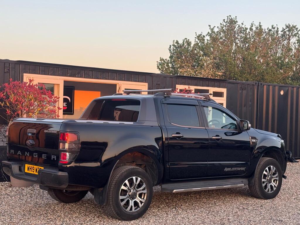Ford Ranger 3.2 TDCi Wildtrak Auto 4WD Euro 5 4dr thumbnail 11