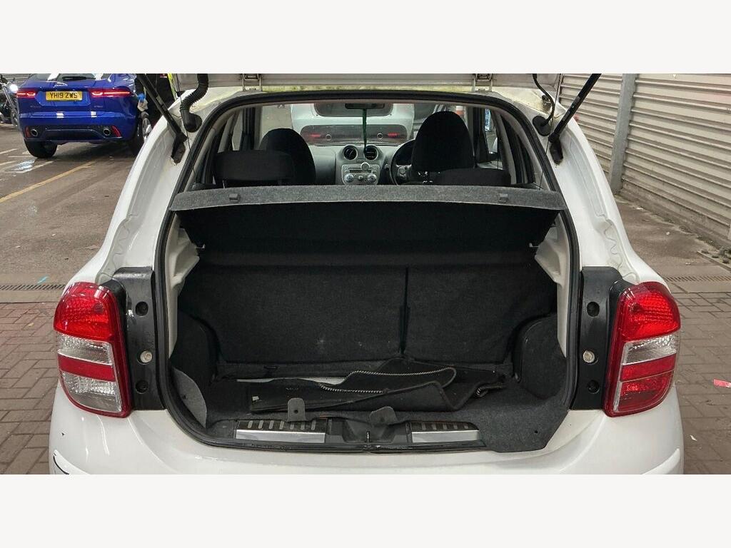 2013 Nissan Micra thumbnail 9