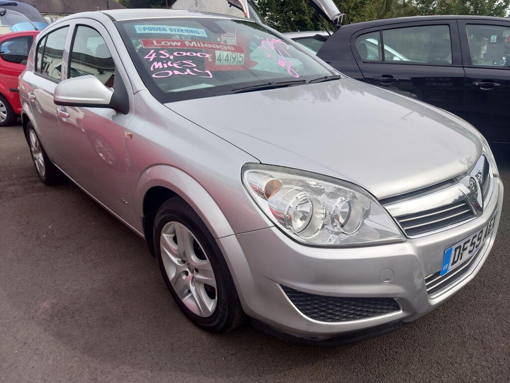 Vauxhall Astra Hatchback 1.4i 16v Active 5dr