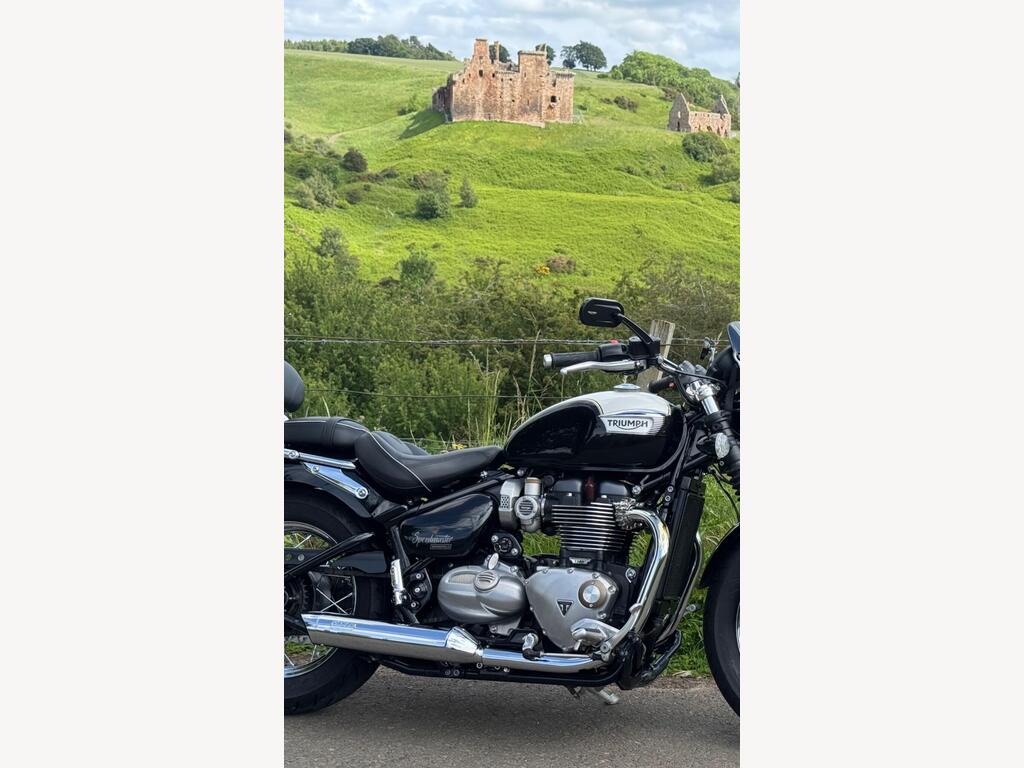 Triumph Speedmaster 1200