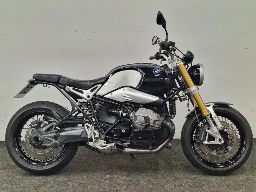 BMW R nineT