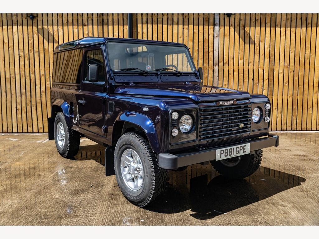 Land Rover Defender 90