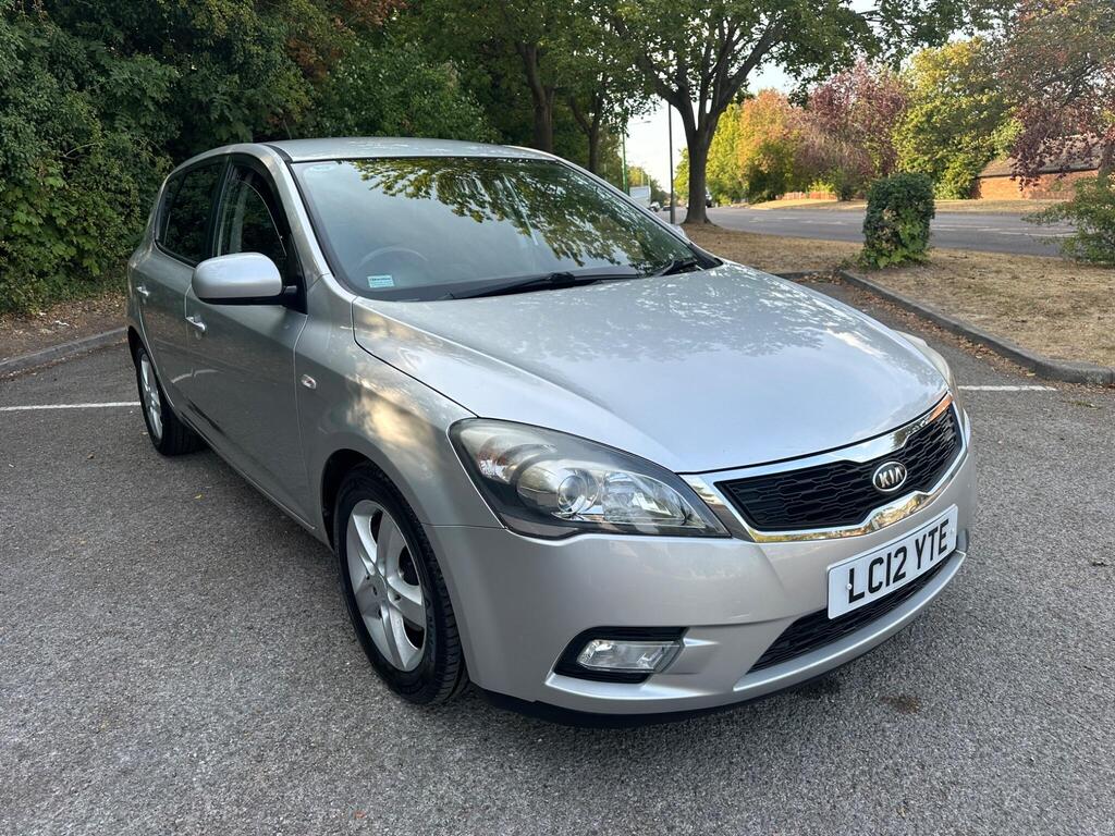 Kia Ceed Hatchback 1.6 CRDi 2 Auto Euro 5 5dr