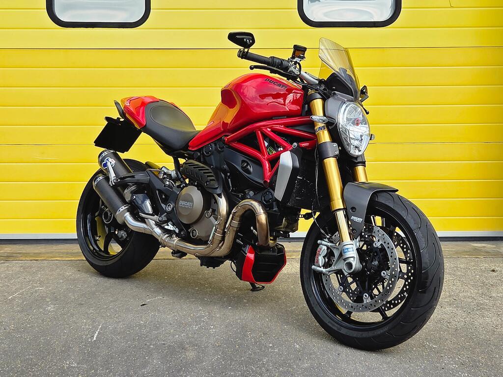 Ducati Monster 1200