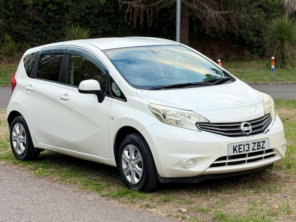 Nissan Note Hatchback 1.2 DIG-S Acenta CVT Euro 5 (s/s) 5dr