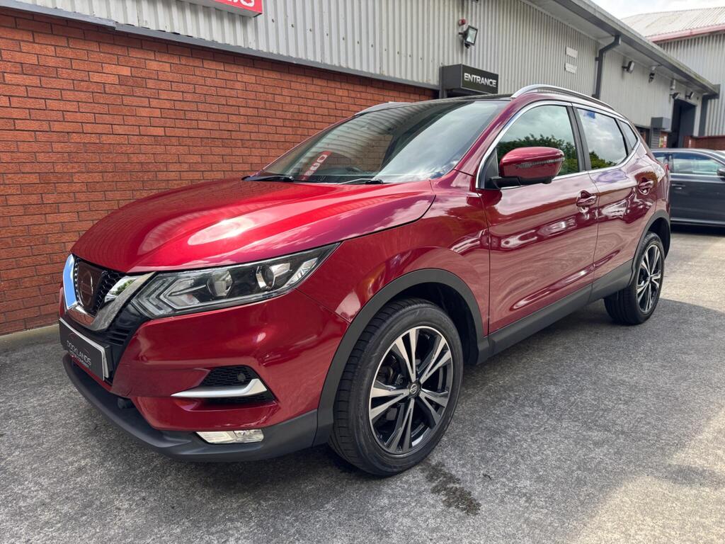 Nissan Qashqai SUV 1.6 dCi N-Connecta XTRON Euro 6 (s/s) 5dr