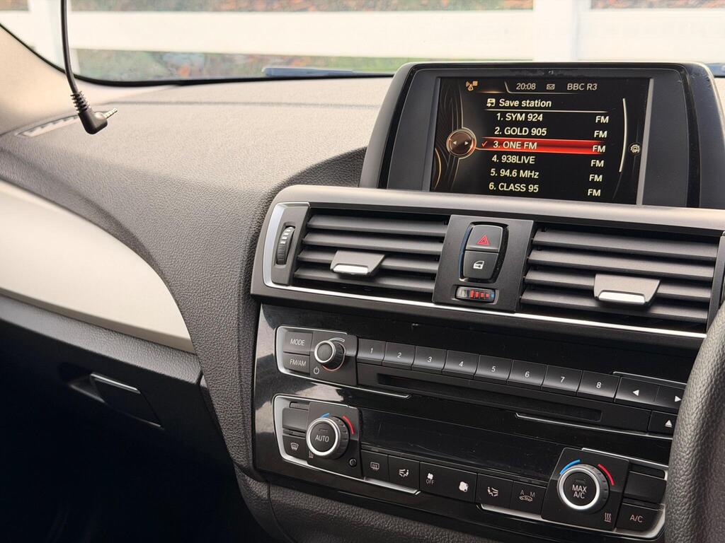 2016 BMW 1 Series thumbnail 50