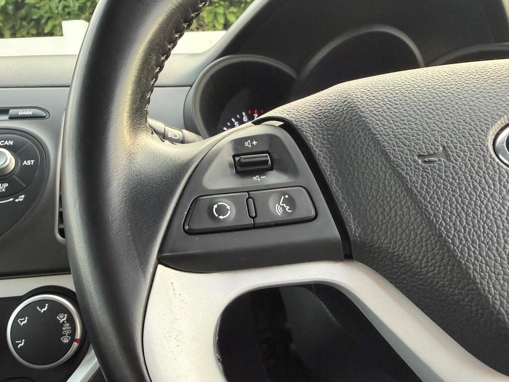 2014 Kia Picanto thumbnail 25